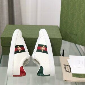 Gucci Ace Bee Embroidered White Leather Sneakers